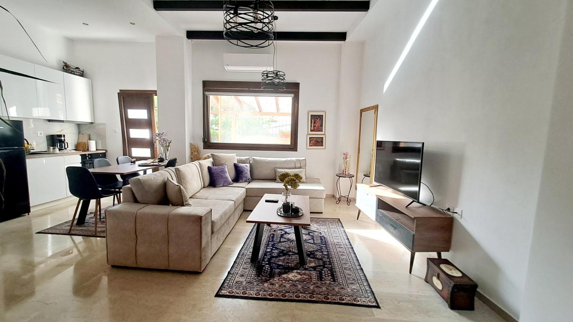 La Maisonette, Florina Center Kültér fotó